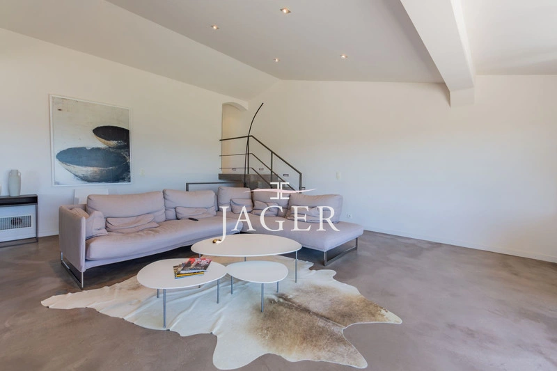 2 - sea view villa for sale in grimaud var france