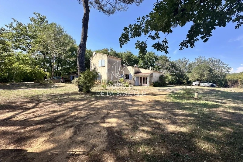 1 - vente maison saint-maximin-la-sainte-baume var france