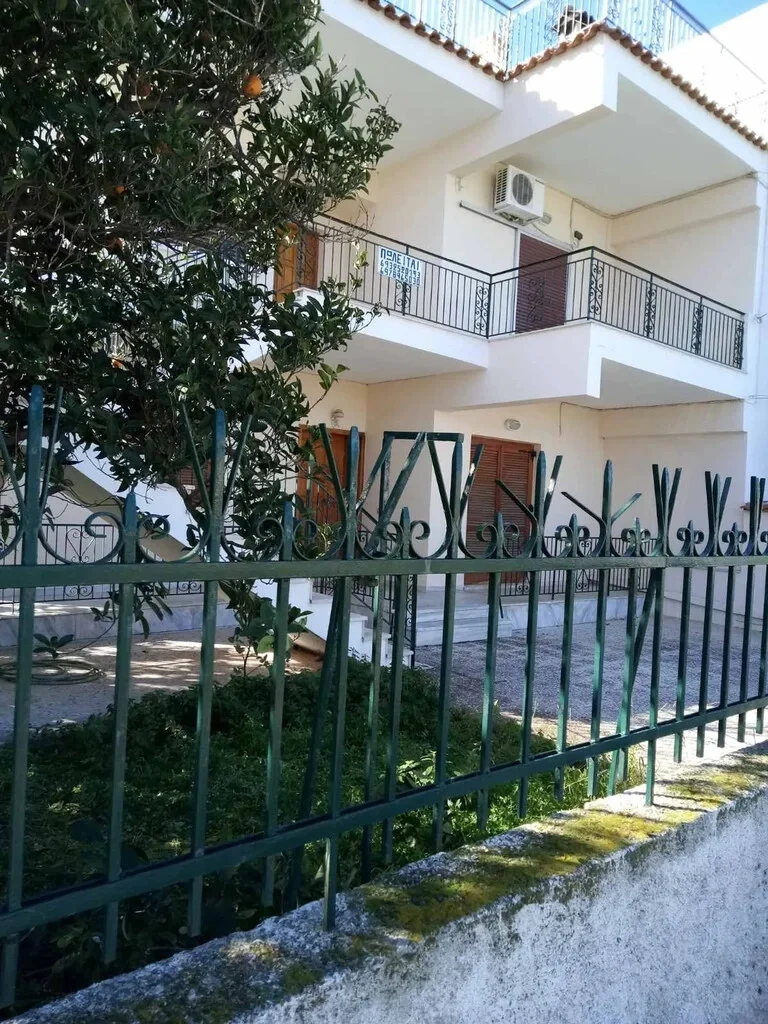 1 - verkauf haus strandpromenade vrachati peloponnes griechenland