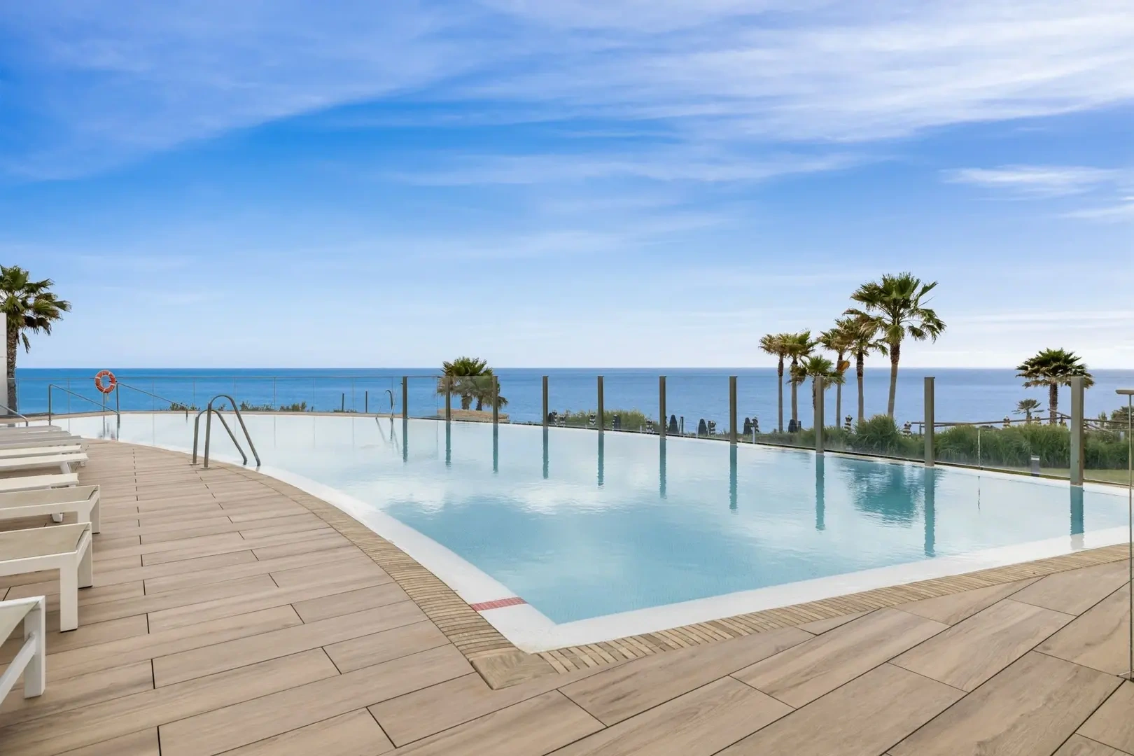 1 - venta apartamento frente al mar estepona - costa del sol andalucía españa