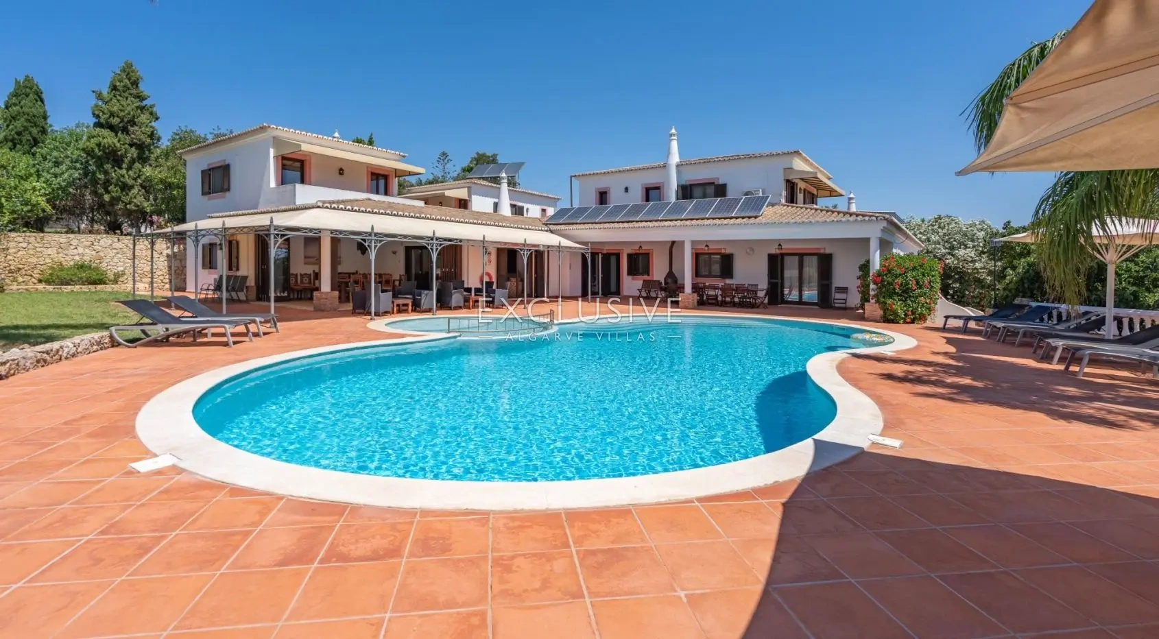2 - venda villa a praia ao pé lagoa algarve portugal