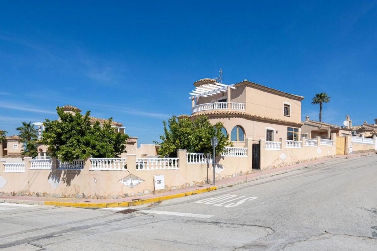 1 - verkauf villa benijofar valencia spanien