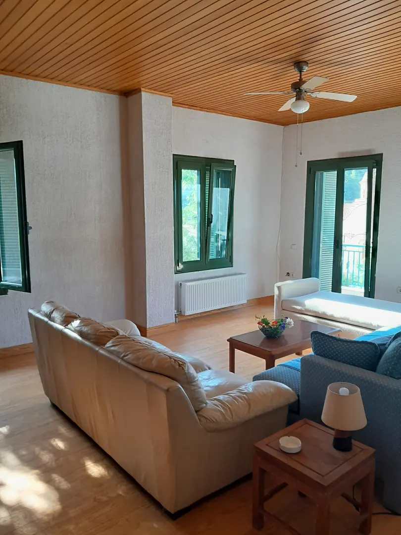 2 - venta casa vista al mar kórinthos peloponeso grecia