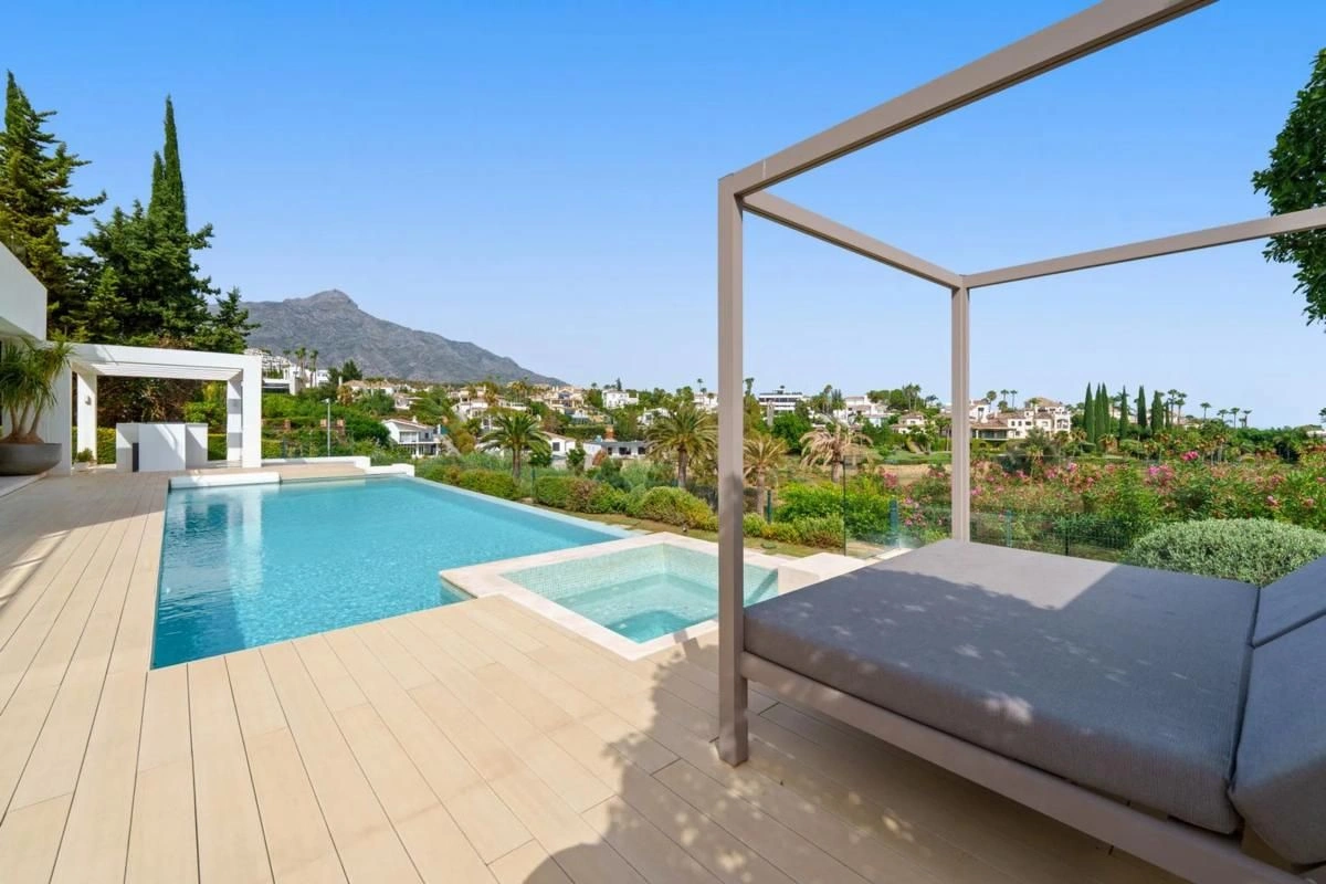 2 - villa for sale in marbella - costa del sol andalusia spain