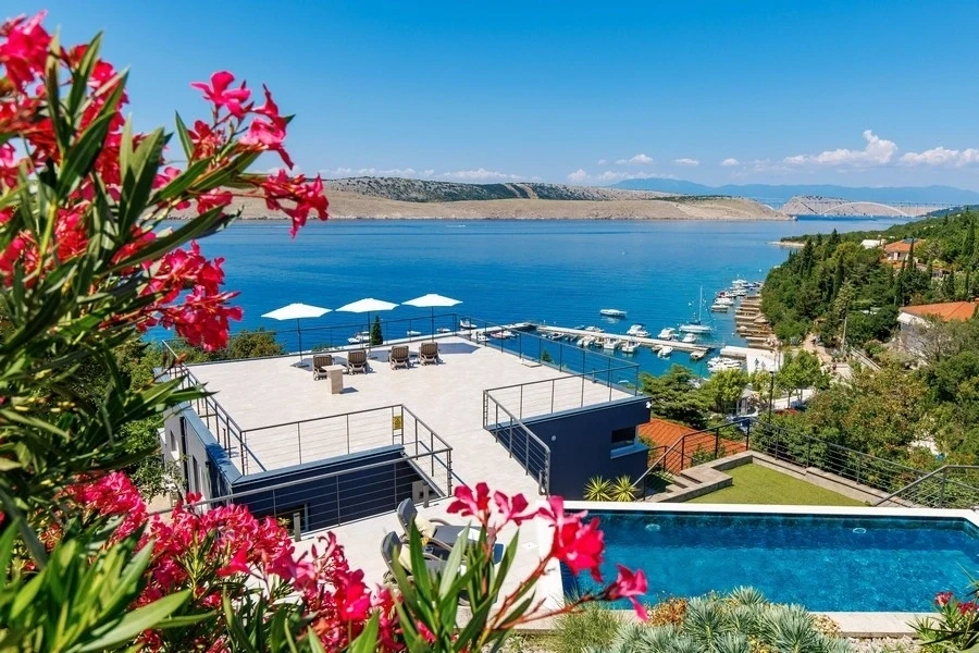 2 - продажа villa ноги в воде crikvenica приморско-горанская хорватия