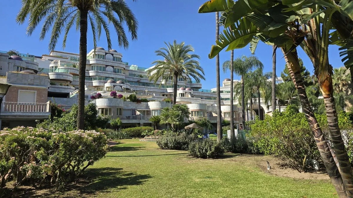 2 - waterfront apartment for sale in marbella - costa del sol andalusia spain