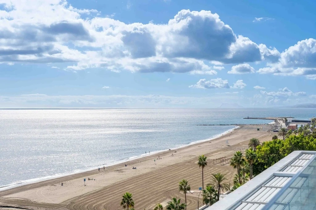1 - verkoop appartement aan het water estepona - costa del sol andalusië spanje