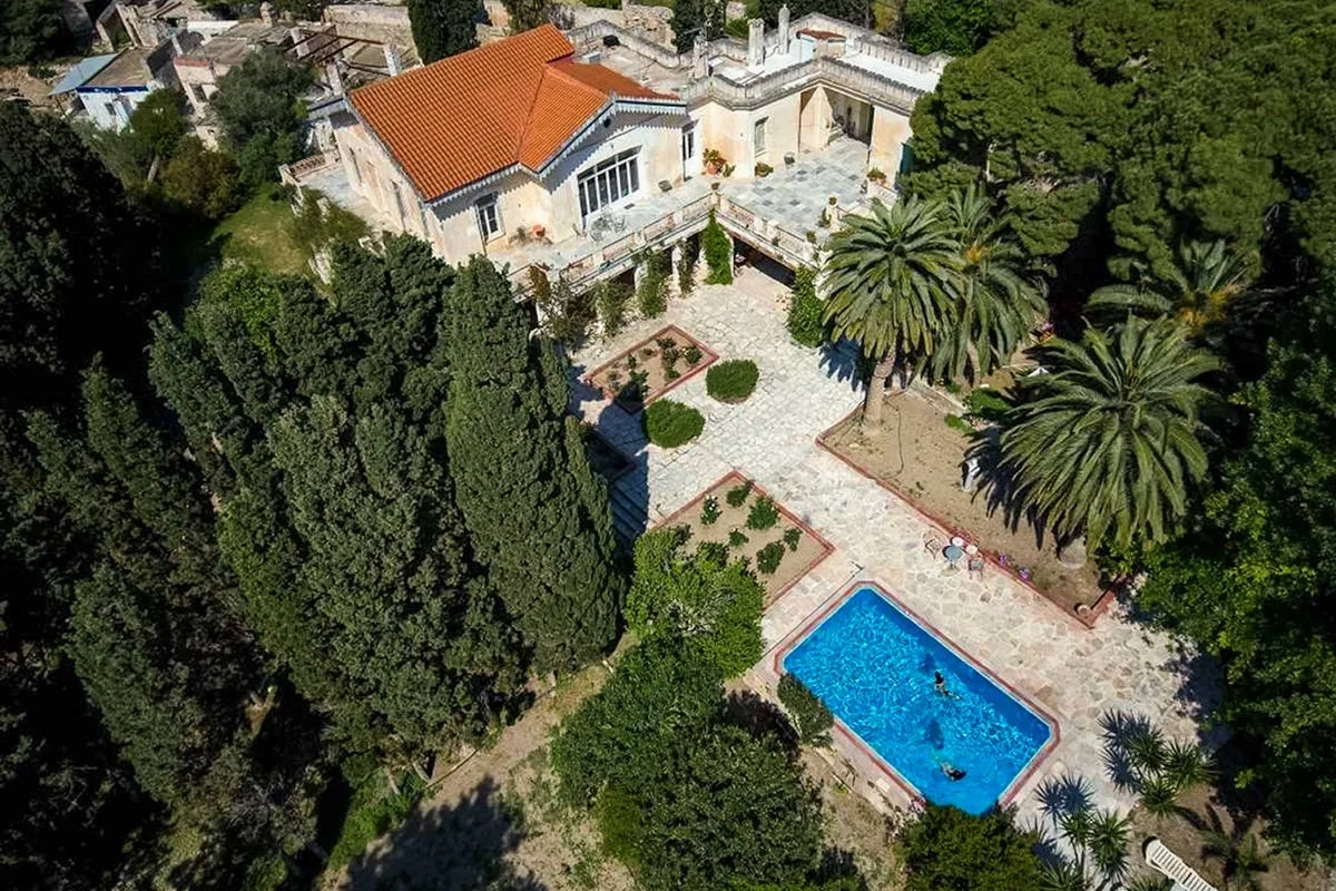 2 - vente propriété ermoúpoli egée méridionale grèce
