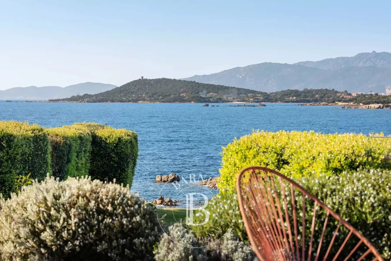 2 - venta casa frente al mar porticcio córcega del sur francia