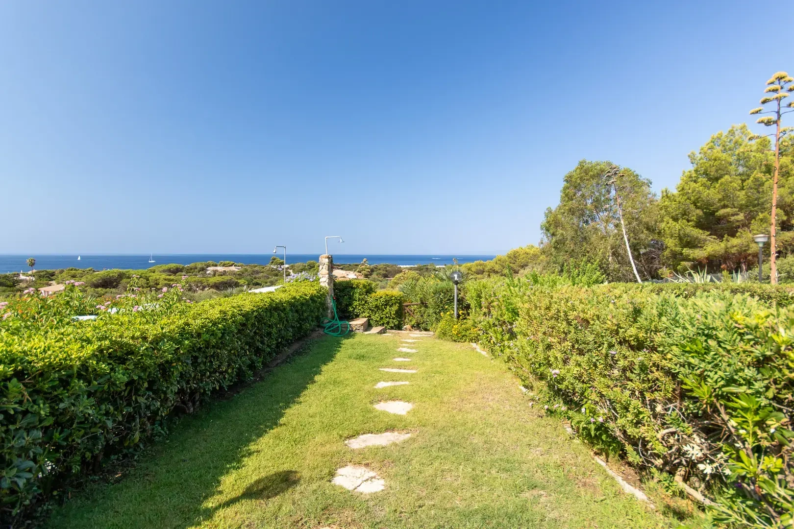 2 - vendita casa vista mare villasimius sardegna italia