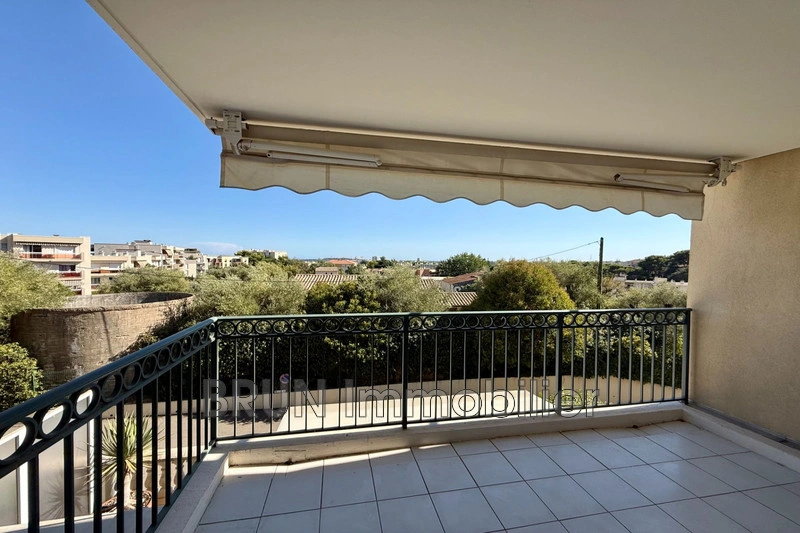 1 - sea view apartment for sale in antibes alpes-maritimes france