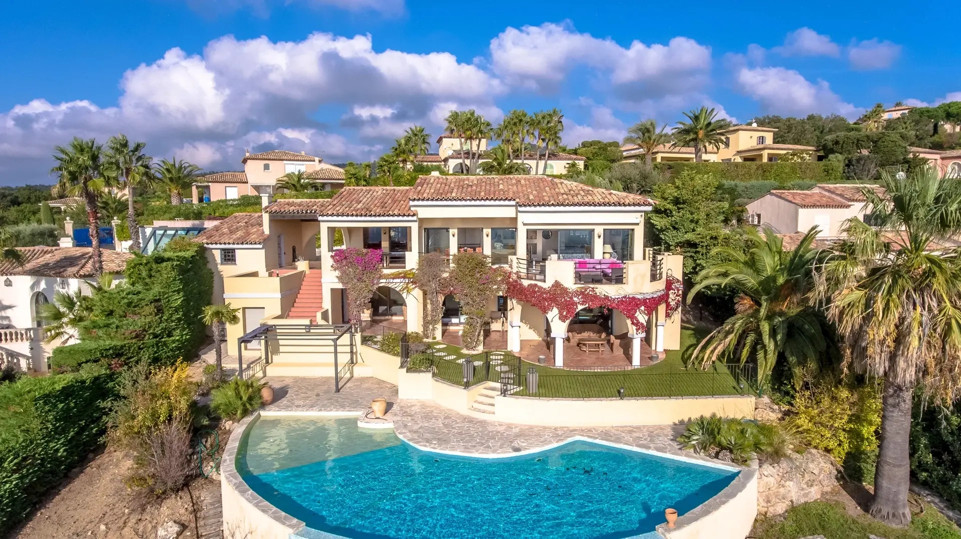 1 - venda villa vista de mar sainte-maxime var frança