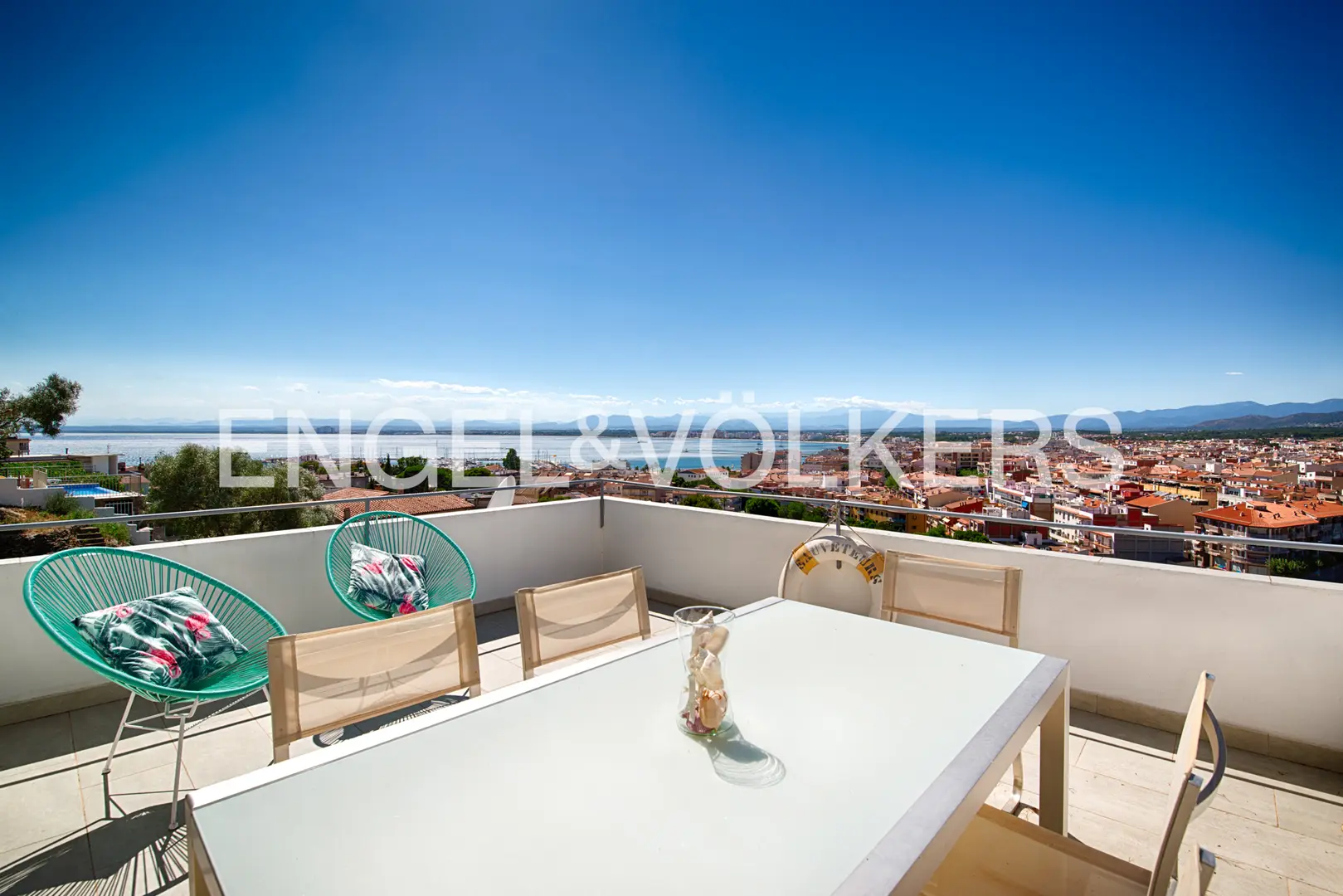 1 - verkoop appartement uitzicht op zee roses catalonia spanje