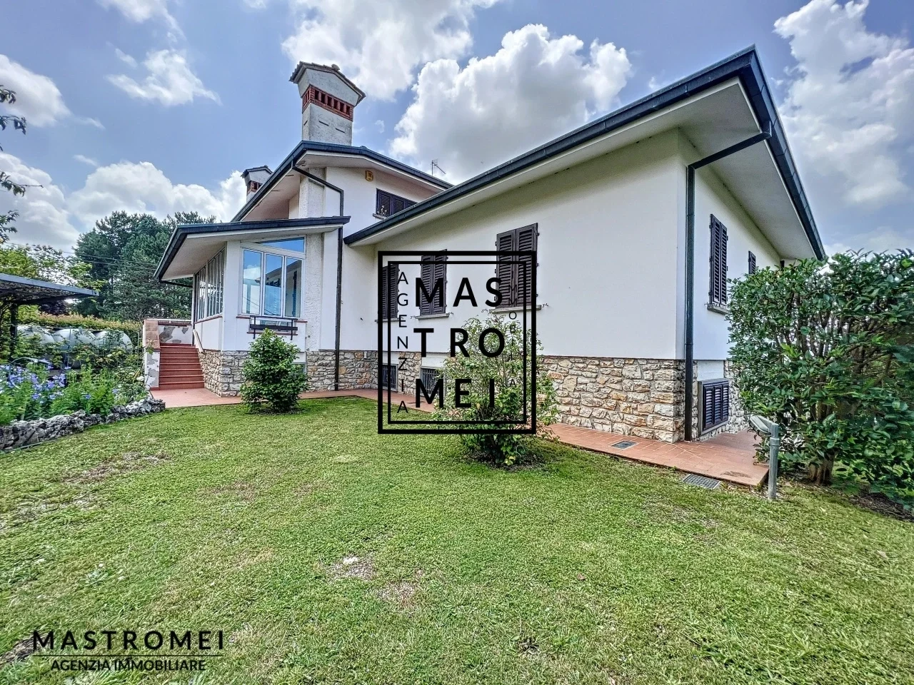 1 - venta casa uzzano toscana italia