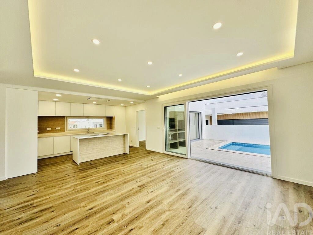 1 - venta casa fernão ferro región de lisboa portugal