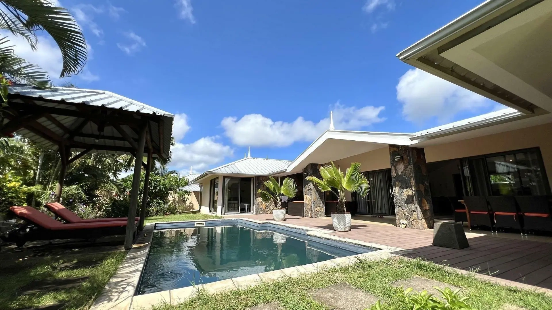 1 - verkoop villa cascavelle rivière noire mauritius