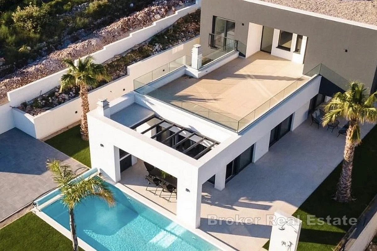 2 - beach walk house for sale in marina split-dalmatia croatia