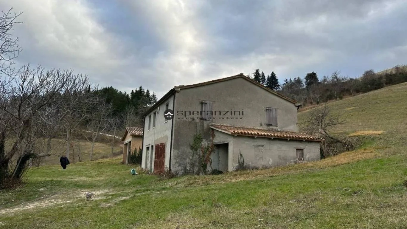 2 - venda propriedade fossombrone marcas itália