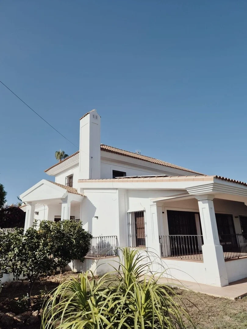 2 - beach walk house for sale in san pedro de alcántara andalusia spain