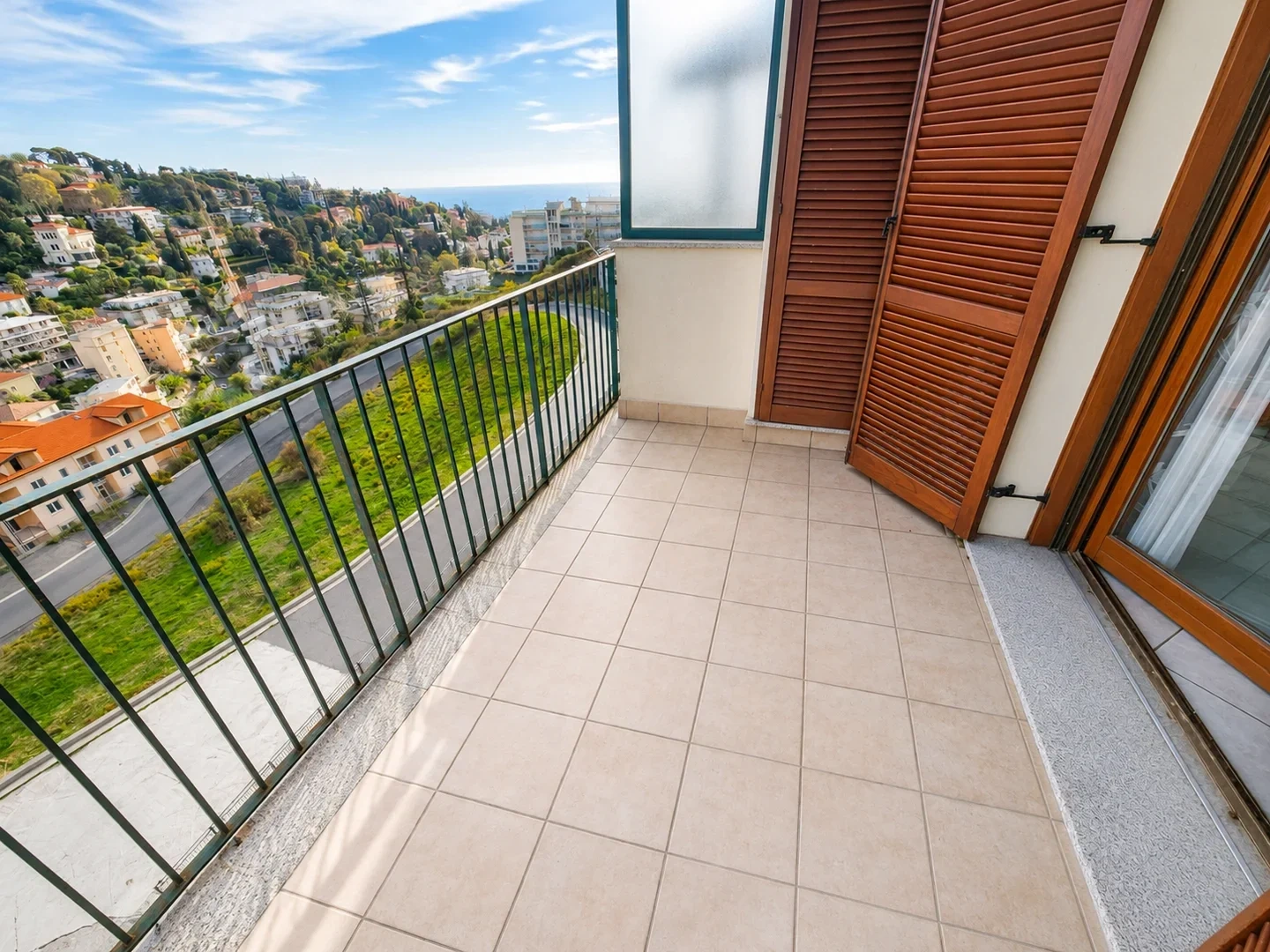 2 - venta apartamento vista al mar sanremo liguria italia