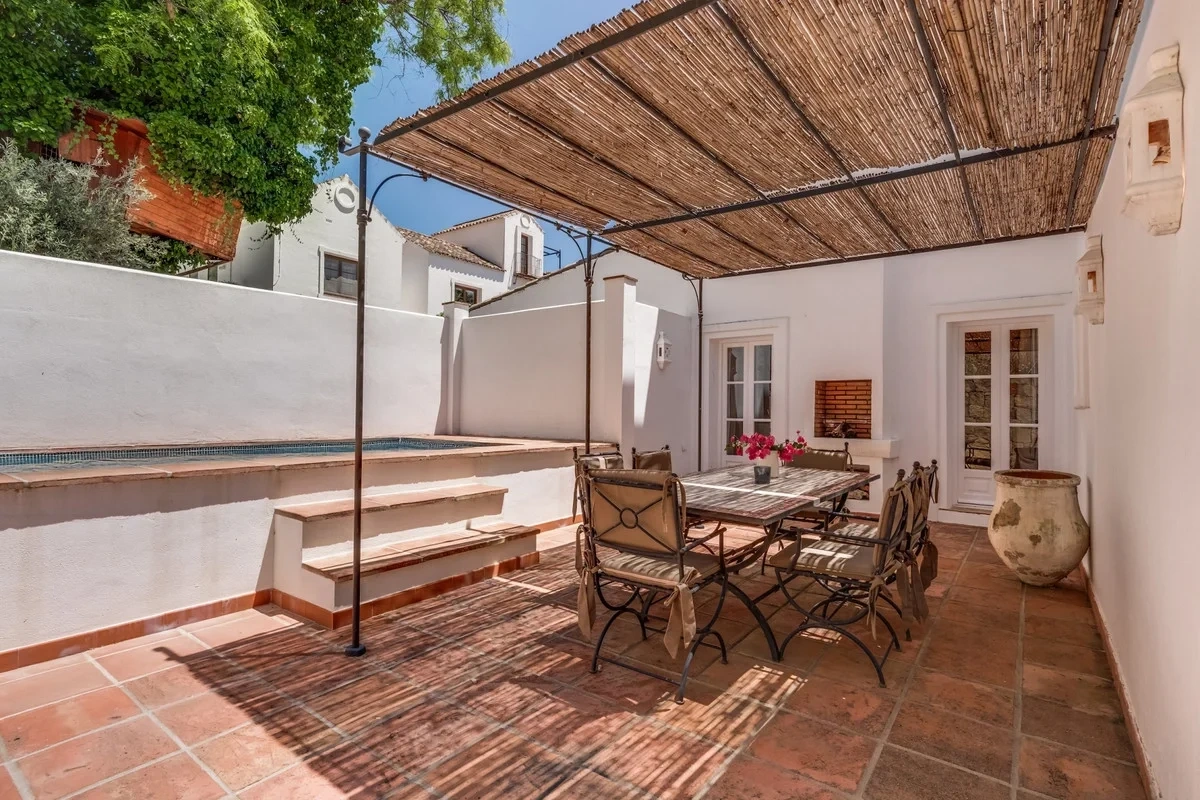 1 - apartment for sale in benahavis - costa del sol andalusia spain