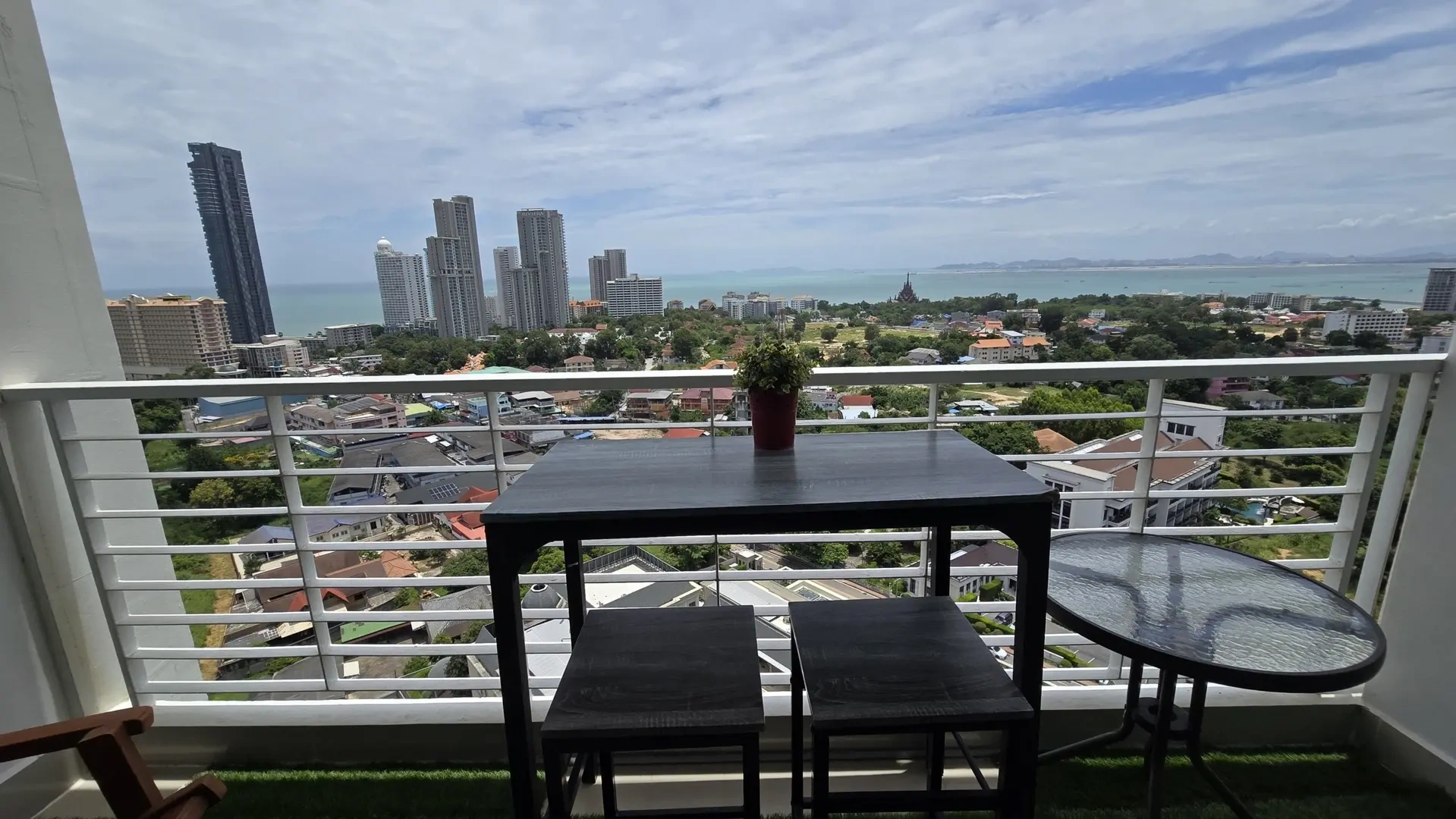 2 - venda apartamento a praia ao pé pattaya chonburi tailândia