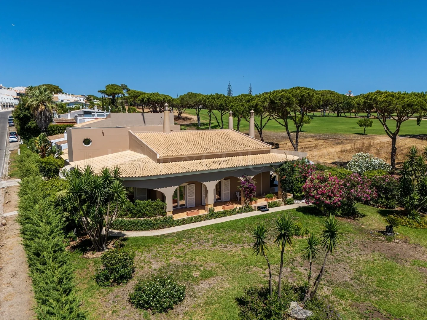 1 - venda villa quarteira algarve portugal