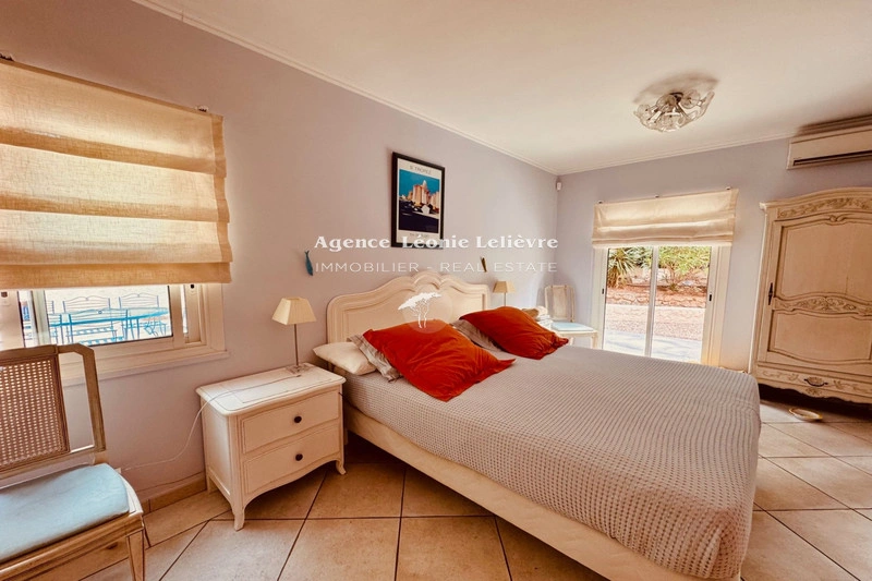 2 - venta casa a pie de playa les issambres var francia