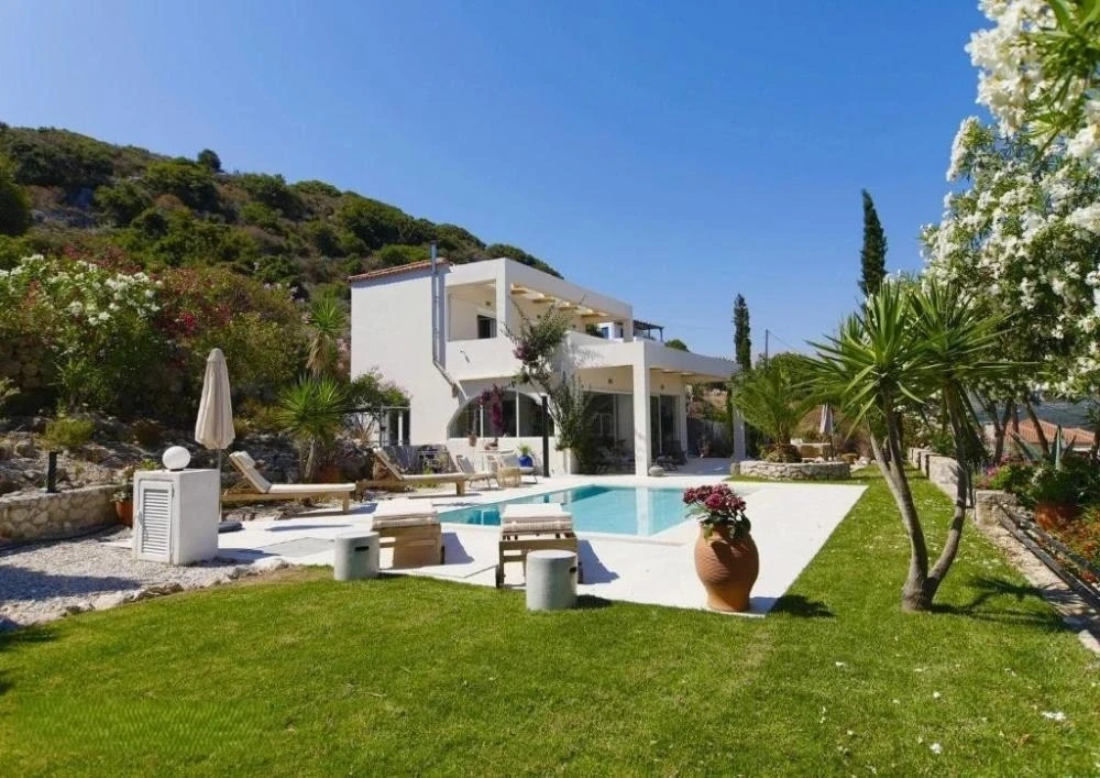 2 - vente maison vue mer almyrída crète grèce