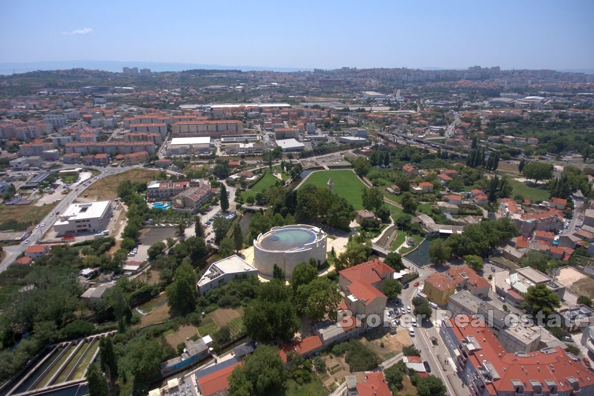 2 - venta terreno a pie de playa split split-dalmacia croacia