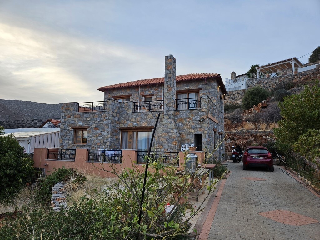 1 - sea view house for sale in kato pines crete greece