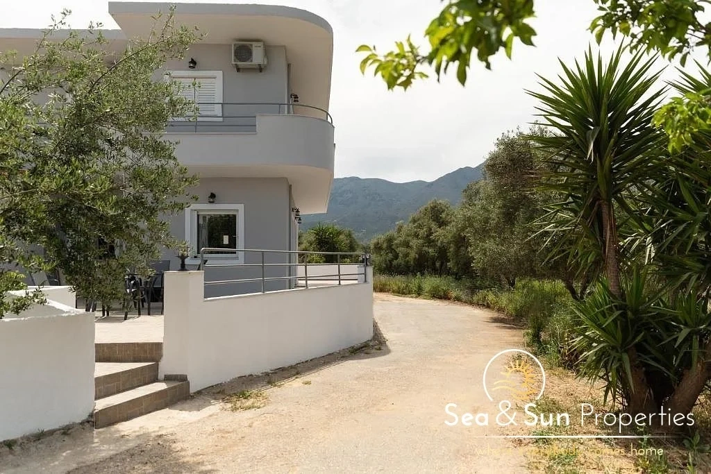 1 - verkoop huis uitzicht op zee georgioupoli crete griekenland