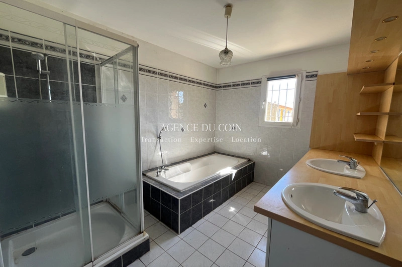 2 - house for sale in draguignan var france