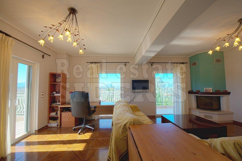 2 - venda casa loutráki peloponeso grécia