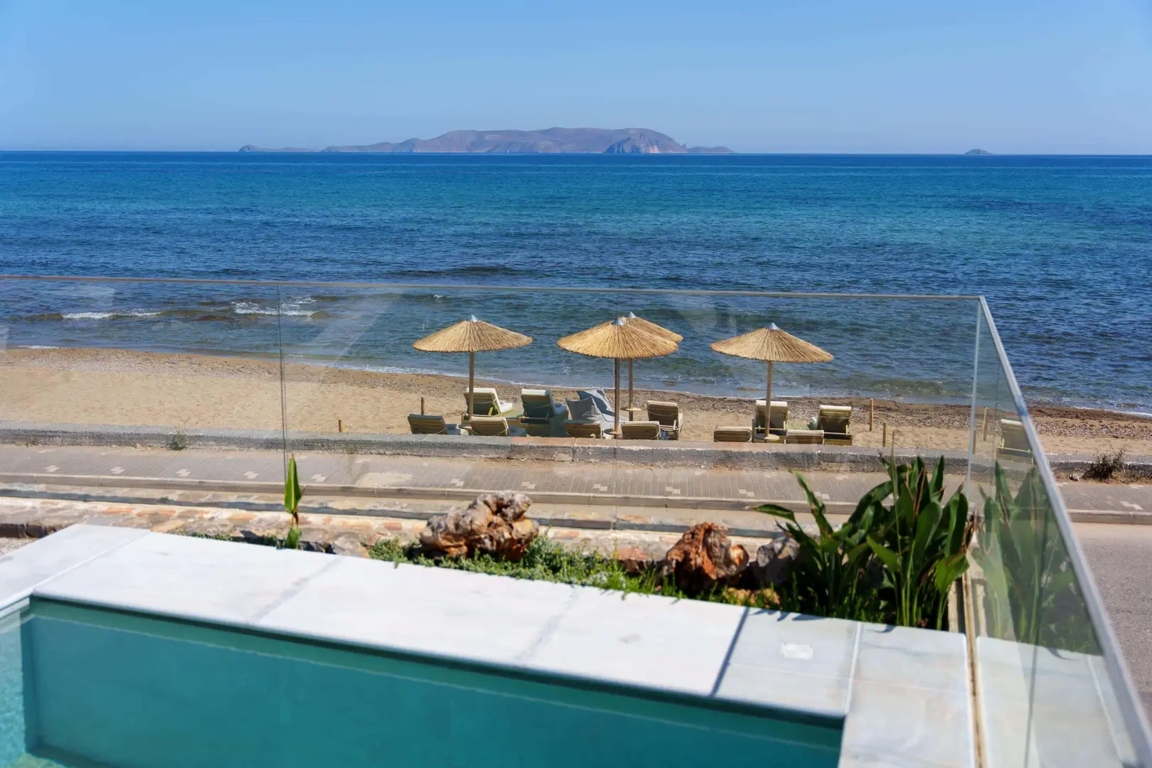 2 - venda casa frente ao mar gouves creta grécia