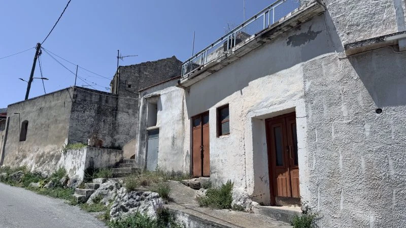 3 bedroom sea view house