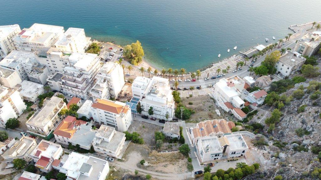 1 - vente appartement pieds dans l'eau loutráki péloponnèse grèce