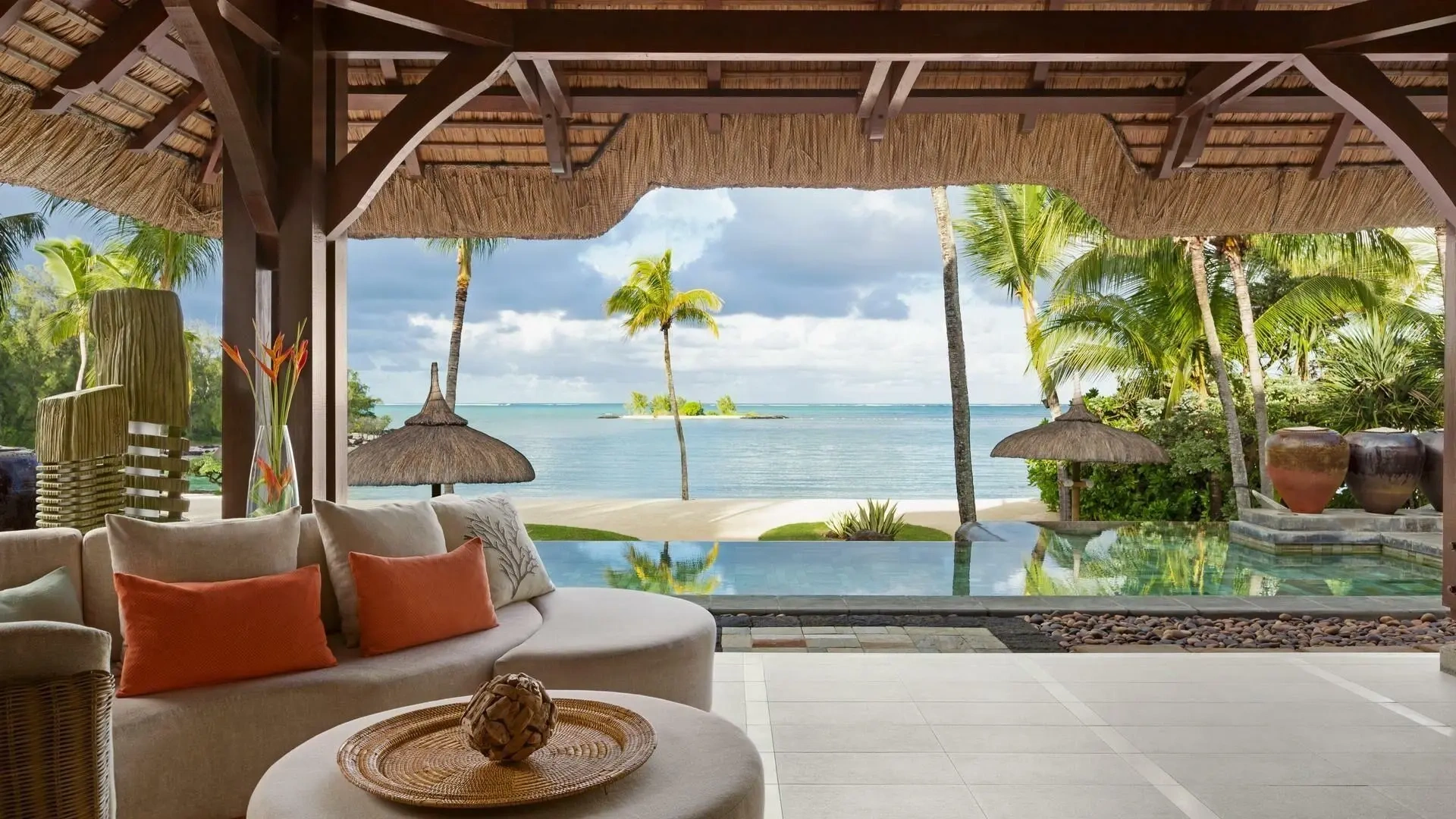 1 - sea view villa for sale in trou d'eau douce flacq mauritius