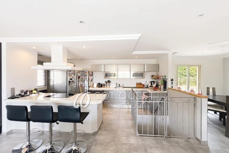 2 - house for sale in vence alpes-maritimes france