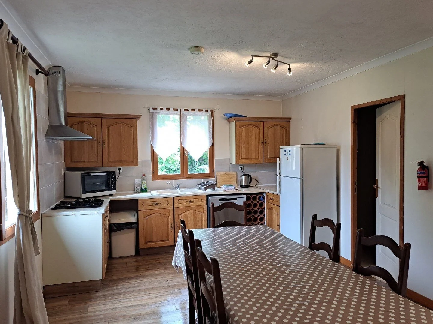 2 - vente maison saint-pierre-de-juillers charente-maritime france