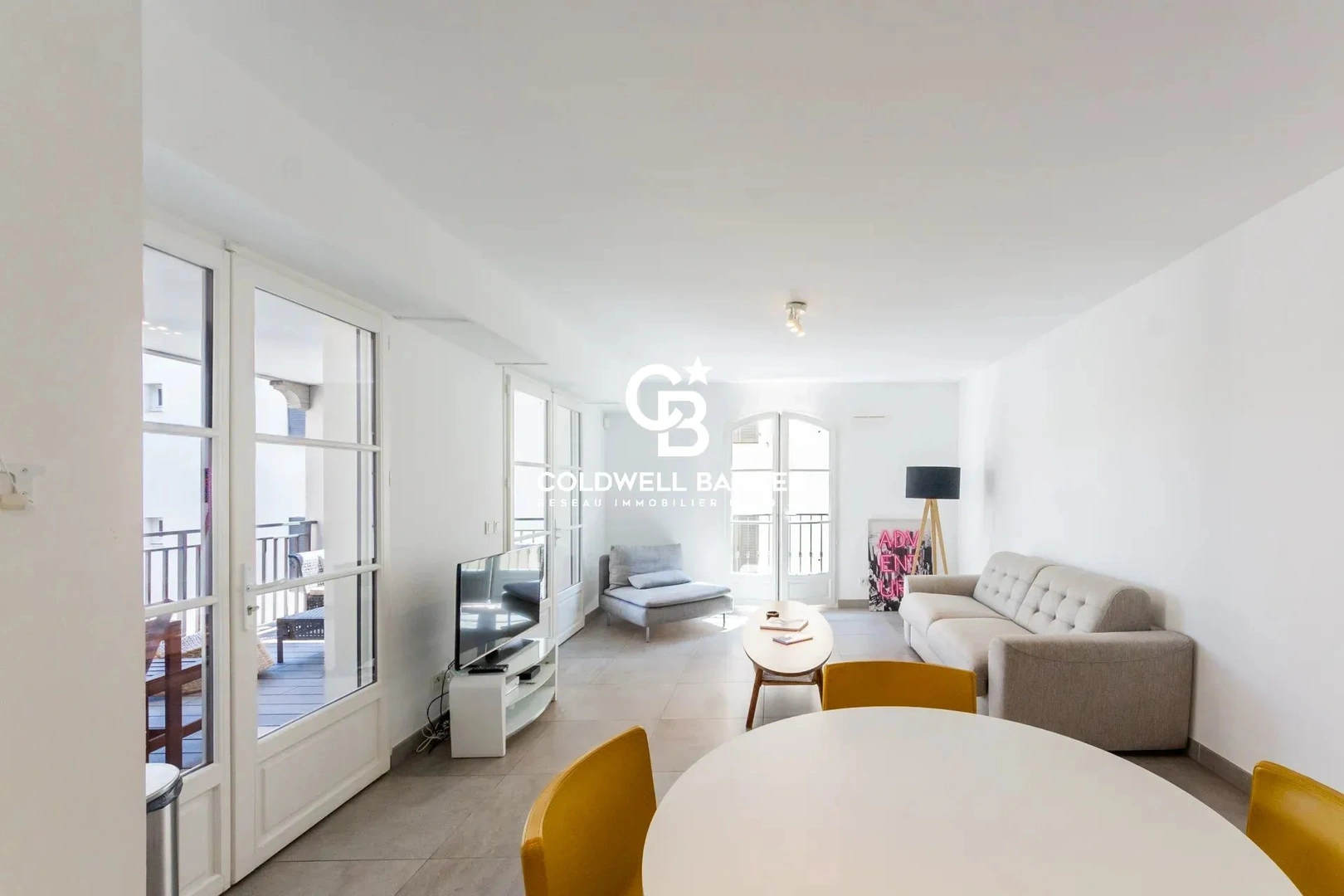 2 - apartment for sale in saint-tropez var france