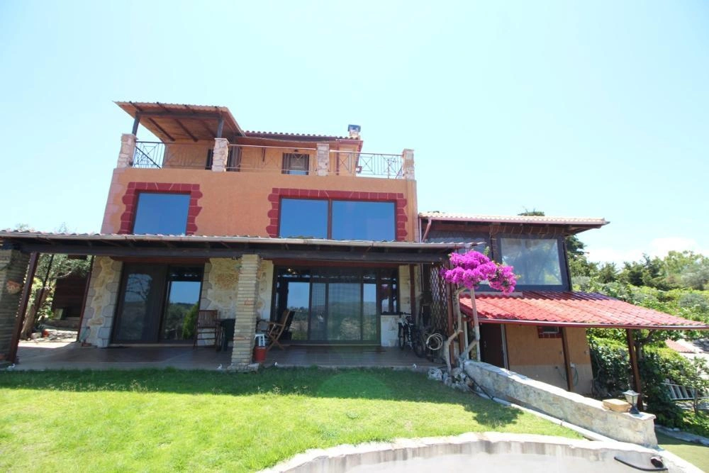 1 - verkoop huis uitzicht op zee sellia (chania) crete griekenland