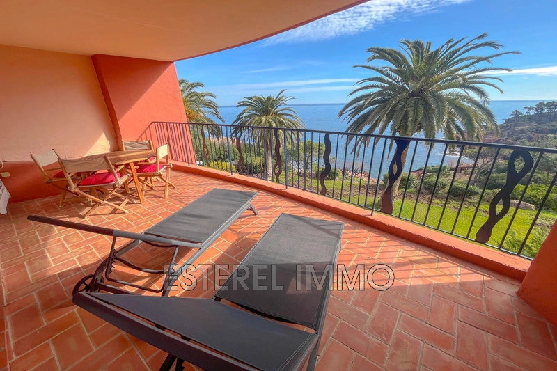 1 - sea view apartment for vacation rentals in théoule-sur-mer alpes-maritimes france