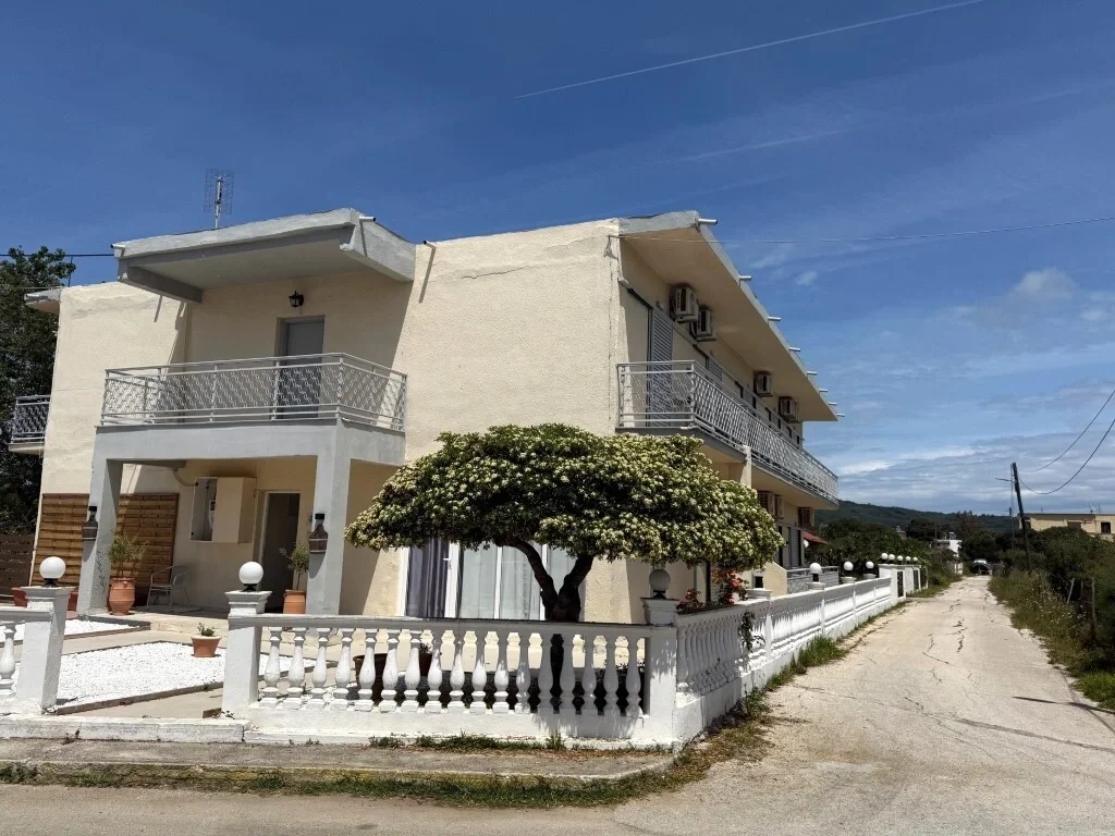 2 - venta comercio frente al mar corfu islas jónicas grecia