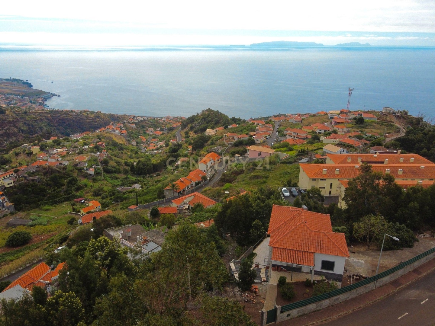1 - venda terreno santa cruz madeira portugal