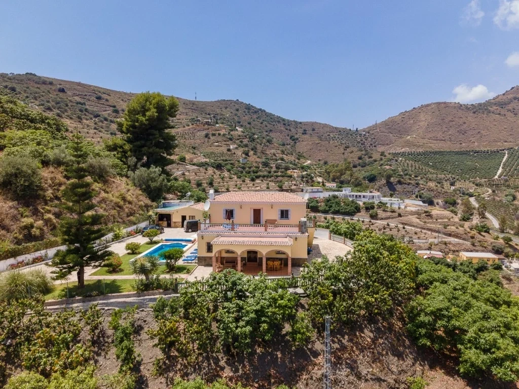 1 - venta casa nerja andalucía españa