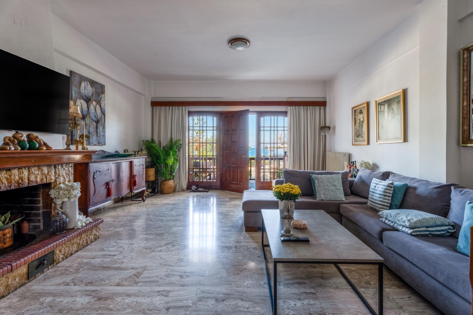 2 - vendita casa vista mare kiáto peloponneso grecia