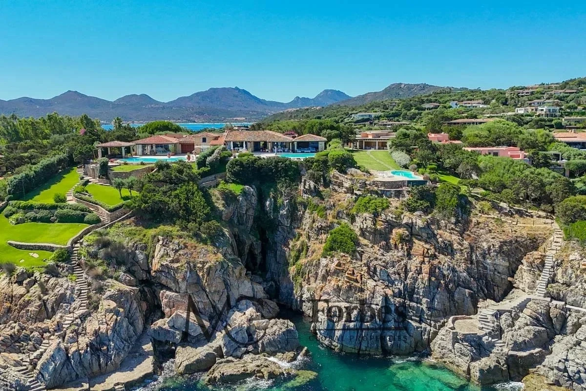 1 - venta villa vista al mar porto rotondo cerdeña italia