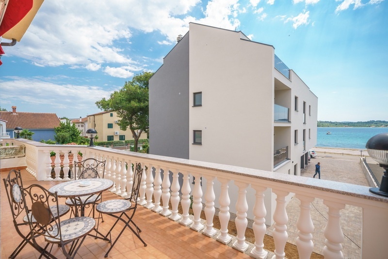 2 - verkauf gebäude meerblick srima šibenik-knin kroatien