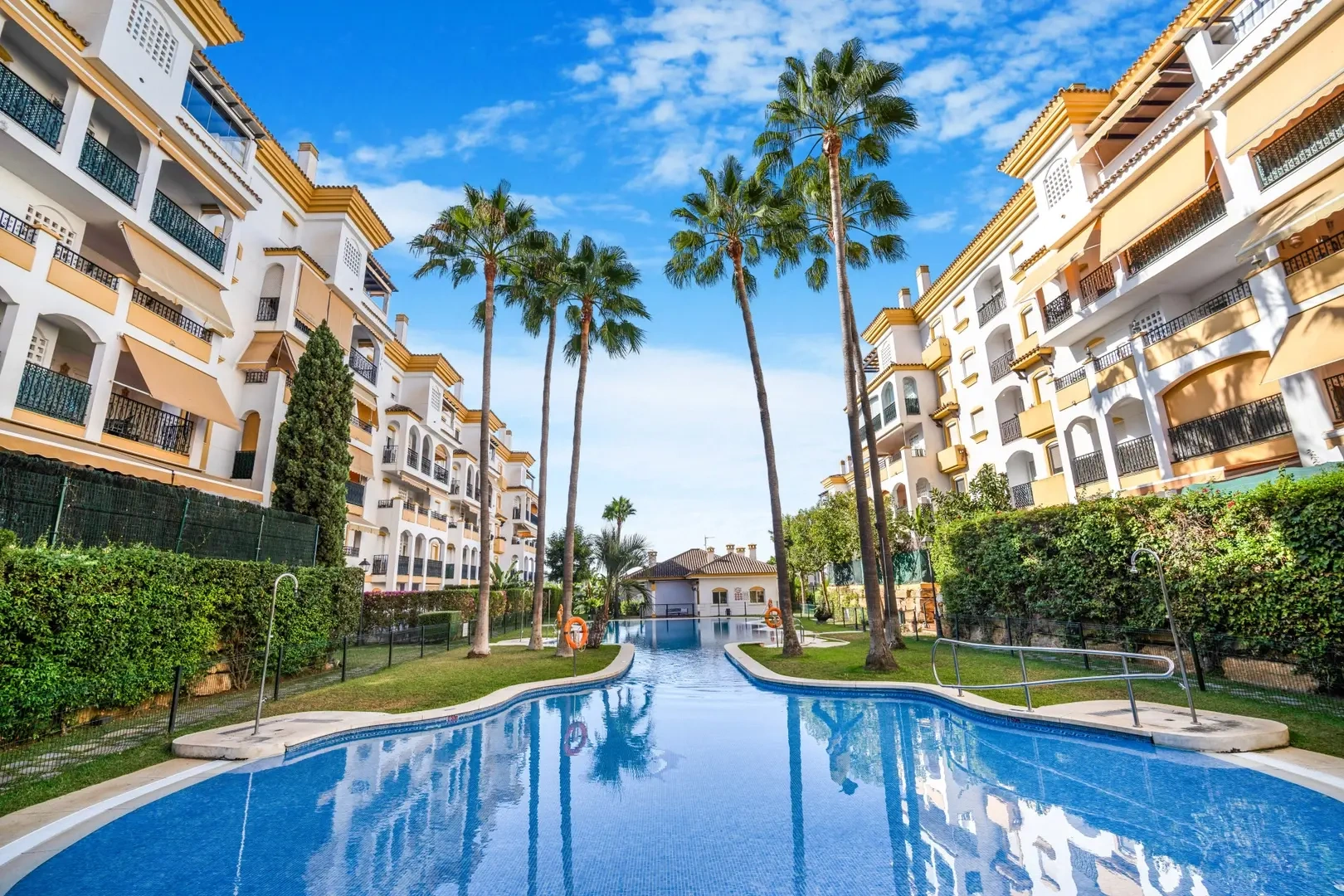 1 - verkoop appartement uitzicht op zee marbella - costa del sol andalusië spanje